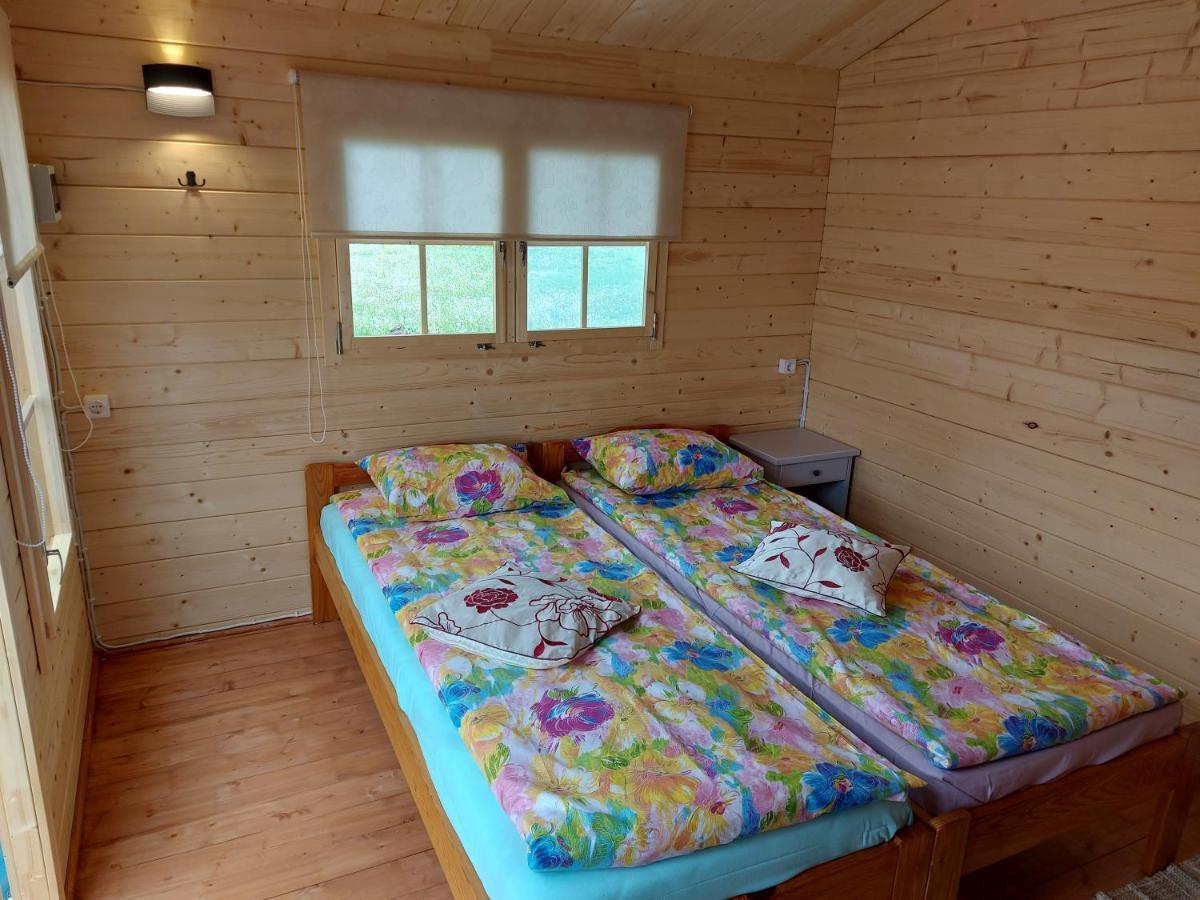 Adu-Jaani Kodumajutus Bed & Breakfast Matja Bagian luar foto