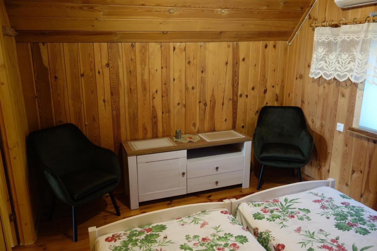 Adu-Jaani Kodumajutus Bed & Breakfast Matja Bagian luar foto