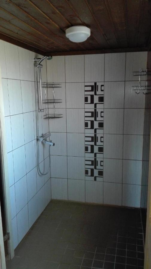 Adu-Jaani Kodumajutus Bed & Breakfast Matja Bagian luar foto